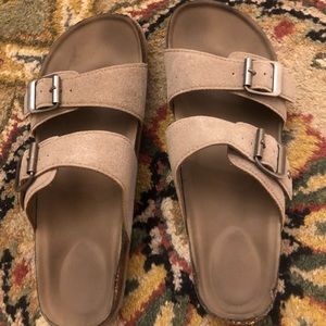 Madden Girl Brando Footbed Sandals